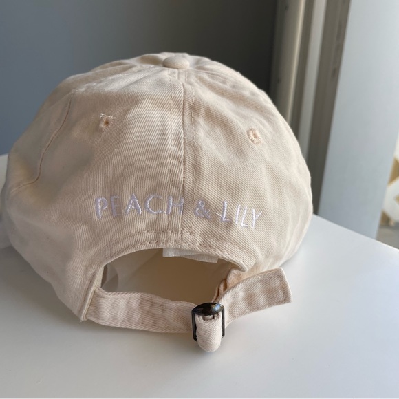 *Limited Edition* Peach & Lily Embroidered Cream Canvas Baseball Cap - Picture 2 of 9